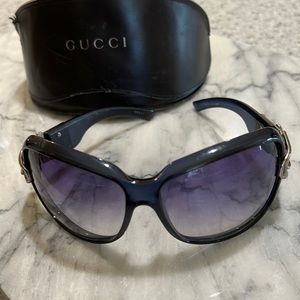 Gucci horse bite sunglasses